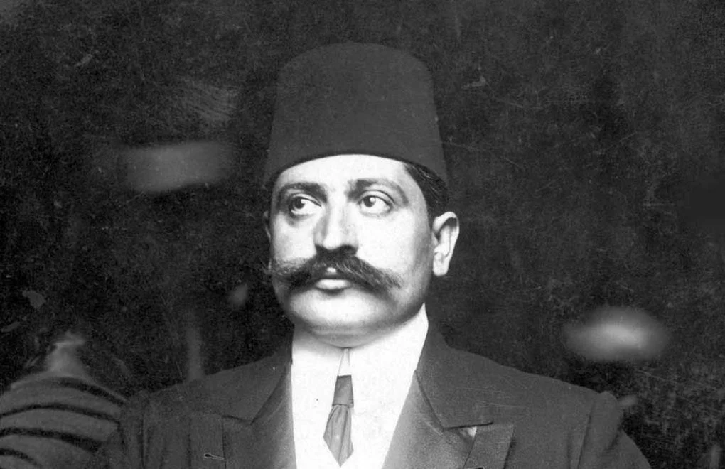 Mehmed Talat Paşa gençlik yıllarında fesli portre